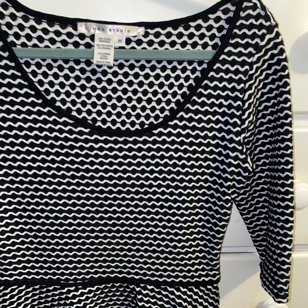 MAX STUDIO Black/White Quarter sleeved mid-dress